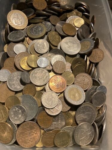 1 Kilo Of Portuguese Coins - Mix Coins ( +- 200 Coins )